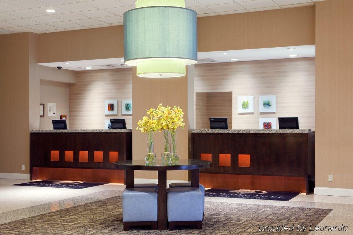 Готель Doubletree By Hilton St. Louis At Westport Меріленд-Гайтс Екстер'єр фото